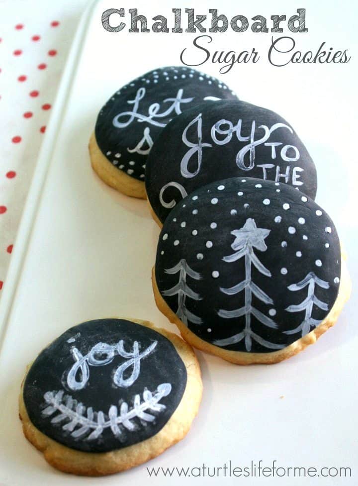 Make these faux chalkboard sugar cookies with fondant and food coloring! So much easier than it looks!
