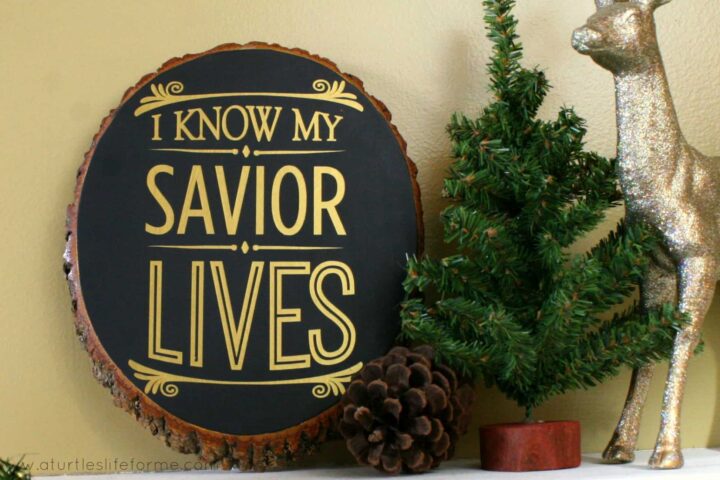 wood slice repurposed thrift store holiday decor verse