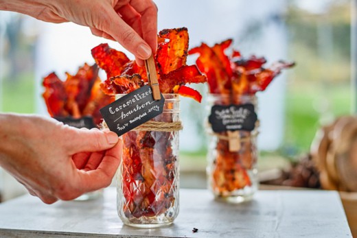 how to create a bacon bar with free printable labels