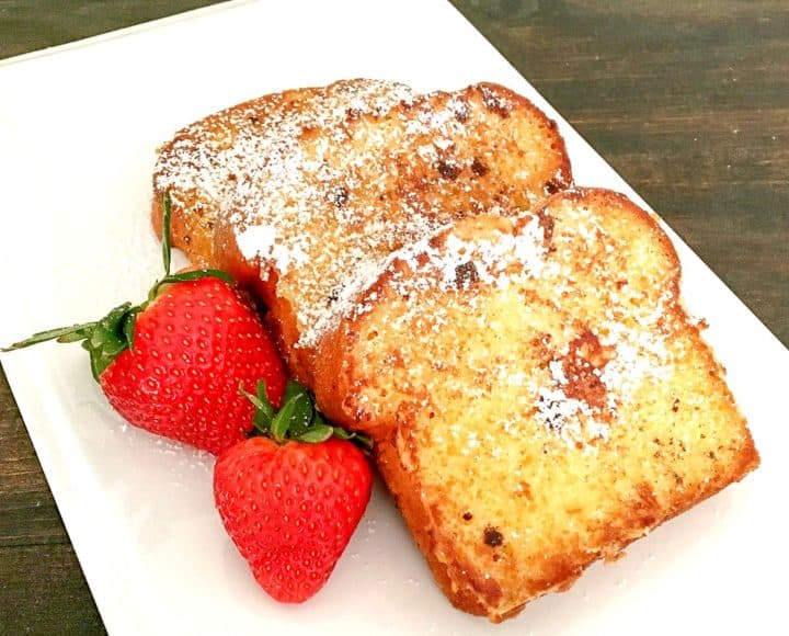 Pound Cake French Toast with strawberries recipe